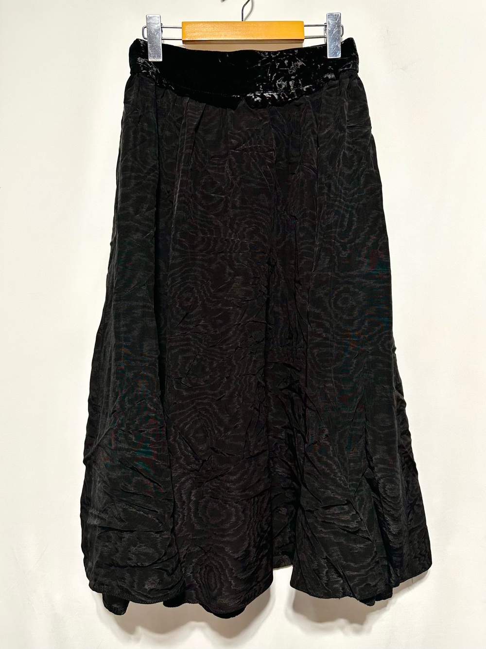 BASLER Black Moire Velvet Waist Full Midi Skirt Size 10 Party Evening
